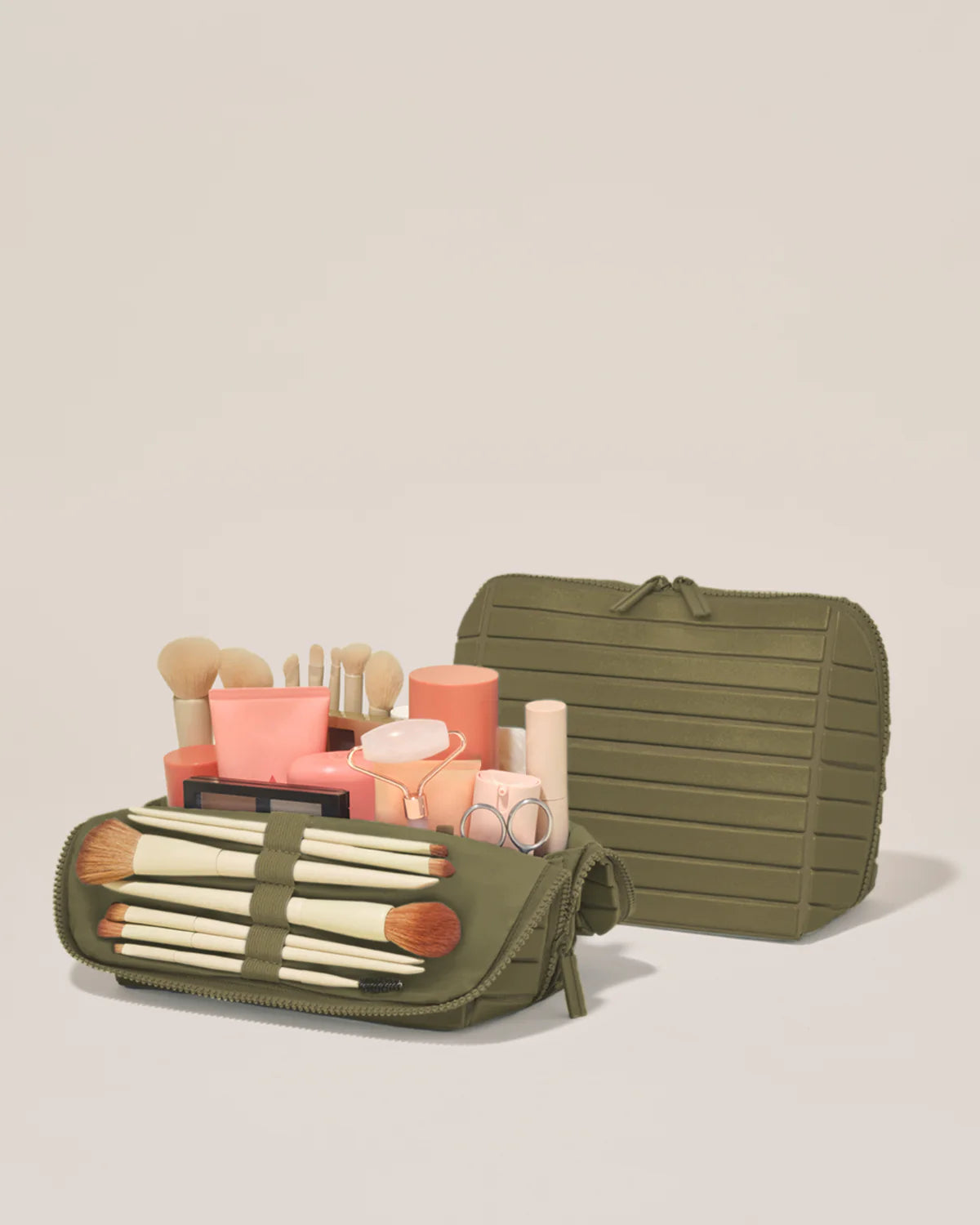 🧳 Carry-On Travel Cosmetics Bag